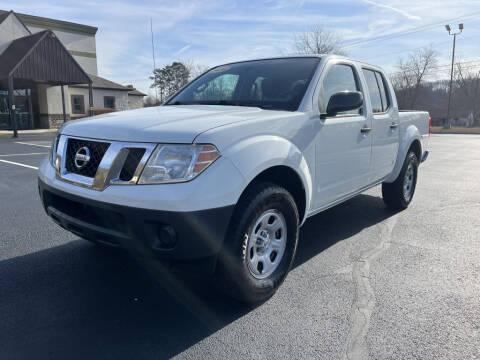 2014 Nissan Frontier for sale at Automobile Gurus LLC in Knoxville TN