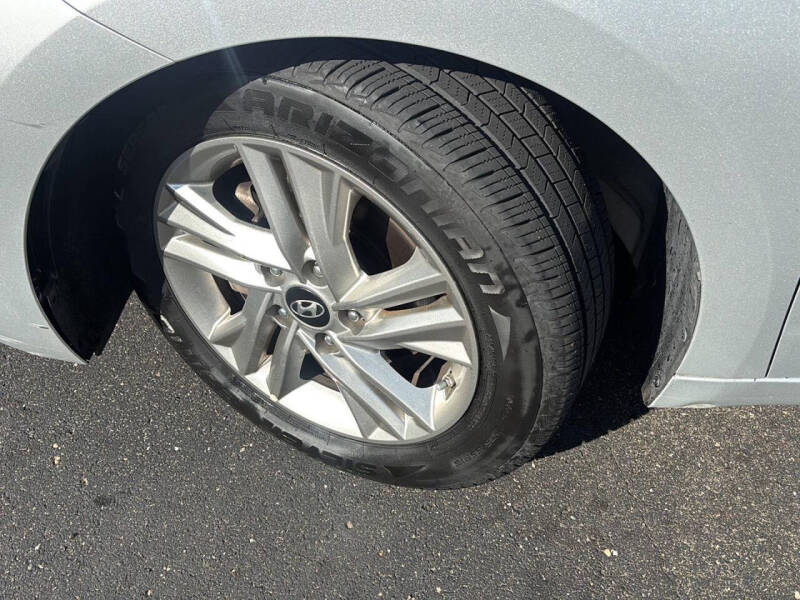 2019 Hyundai Elantra