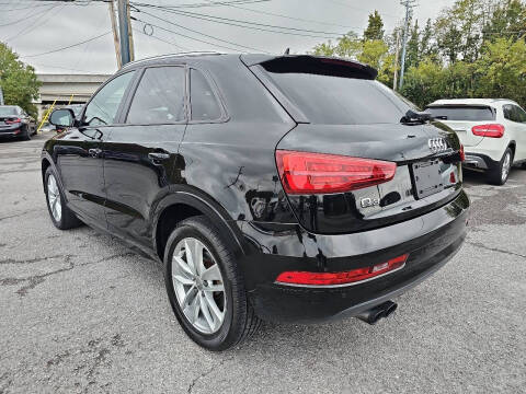 2017 Audi Q3 2.0T Premium