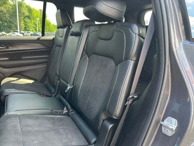 2023 Jeep Grand Cherokee L 20