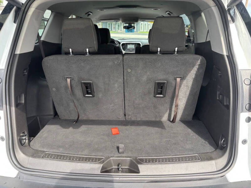 2019 GMC Acadia SLE-2