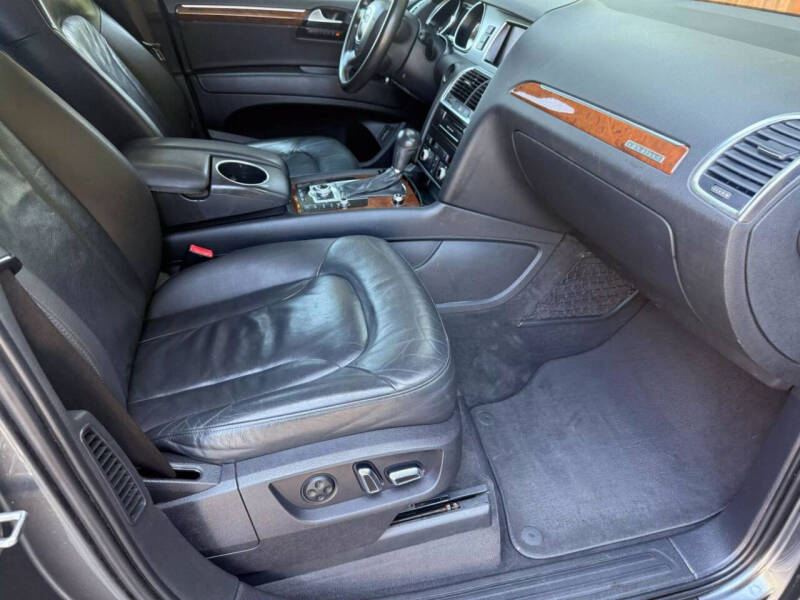 2011 Audi Q7 3.0T quattro Premium Plus