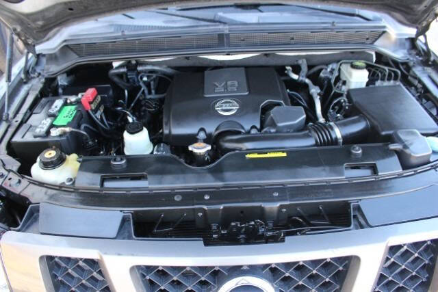 2013 Nissan Armada Platinum