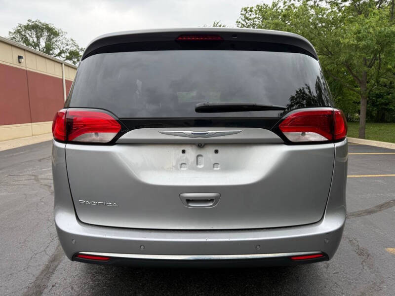 2017 Chrysler Pacifica Touring Plus