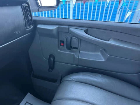2013 Chevrolet Express 2500