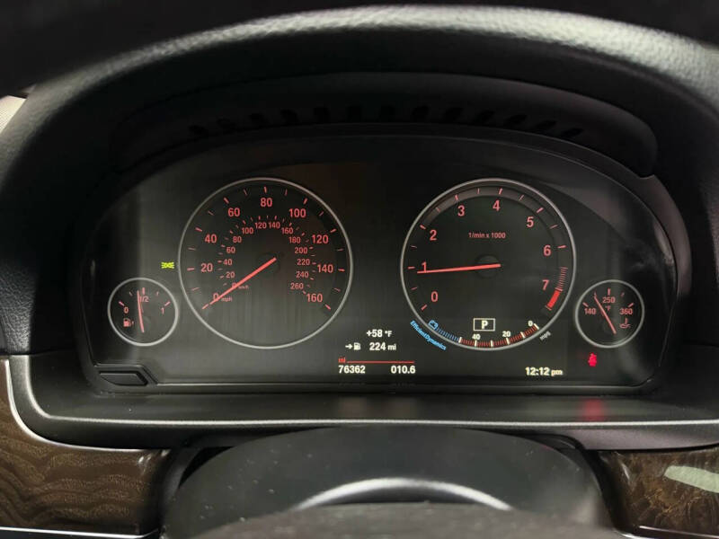 2016 BMW 5 Series 528i