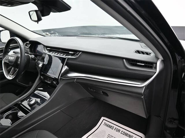 2021 Jeep Grand Cherokee L Laredo