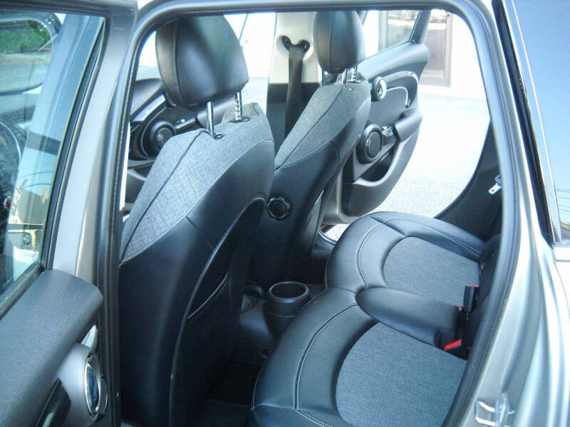 2017 MINI Hardtop 4 Door Cooper