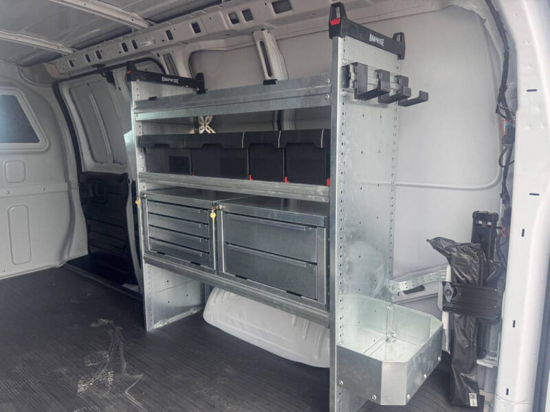 2026 Chevrolet Express 2500