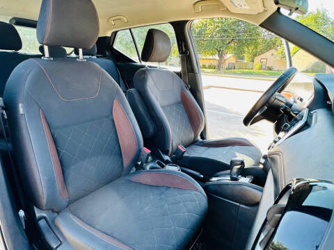 2018 Nissan Kicks SR