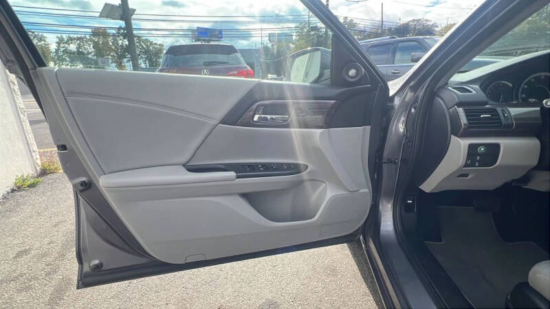 2017 Honda Accord EX-L w/Navi w/Honda Sensing