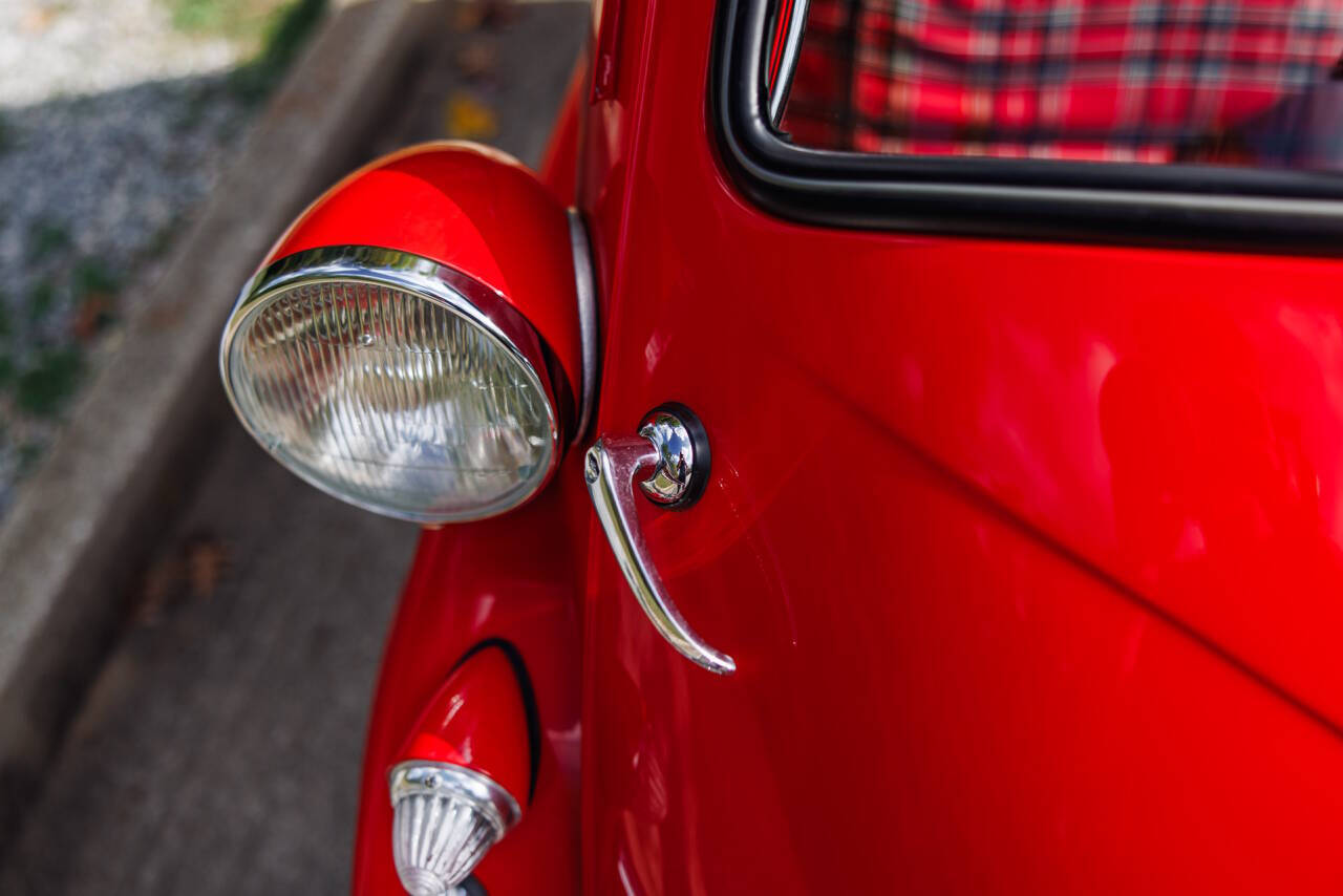 1957 BMW Isetta 27