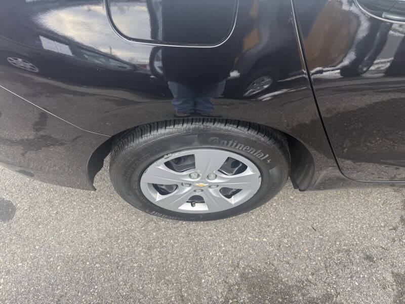 2017 Chevrolet Cruze LS Auto