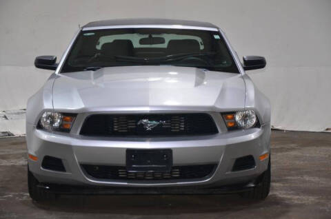 2012 Ford Mustang V6