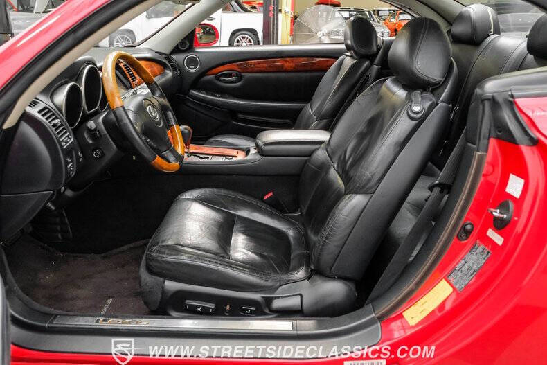 2002 Lexus SC 430