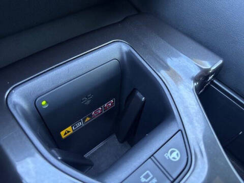 2024 Toyota Crown Platinum