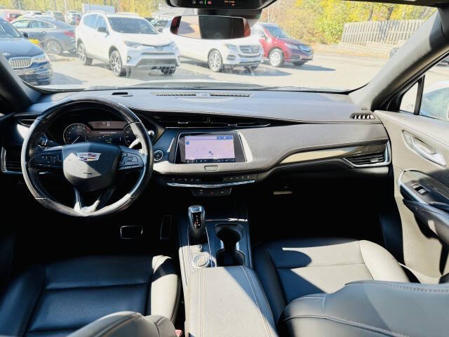 2019 Cadillac XT4 Sport