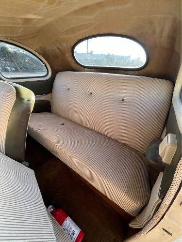 1948 Ford Super Deluxe