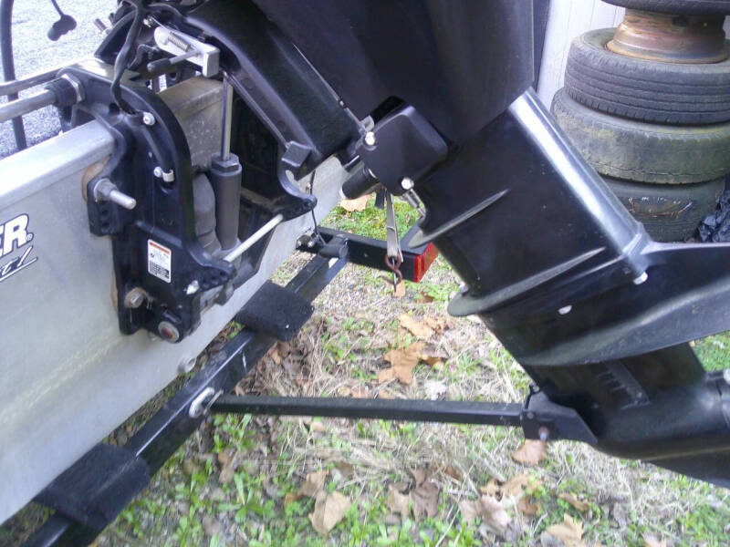 2009 Tracker BASS TRACKER