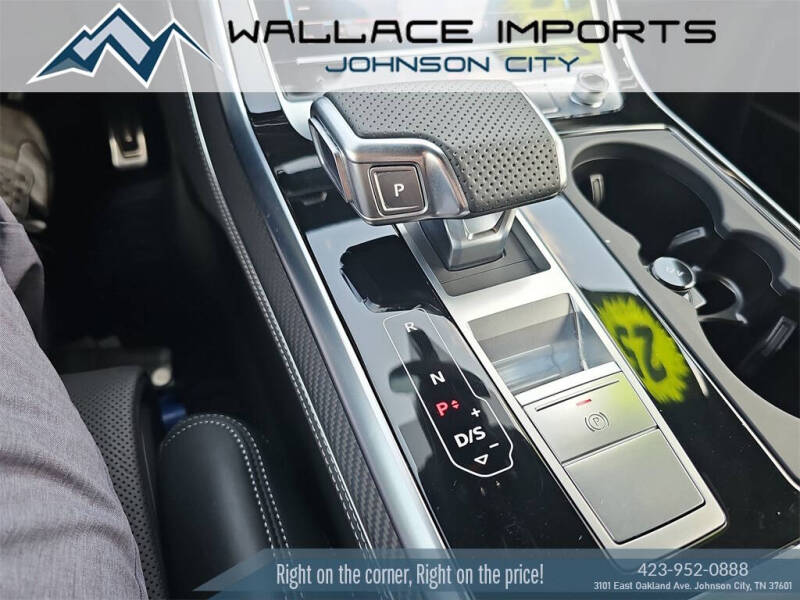 2025 Audi SQ7 4.0T quattro Premium Plus