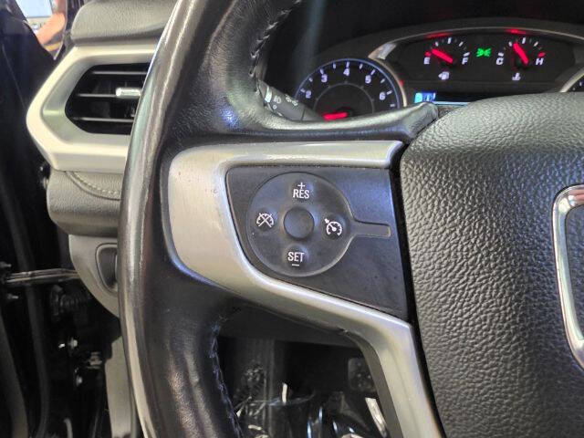 2017 GMC Acadia SLE-2