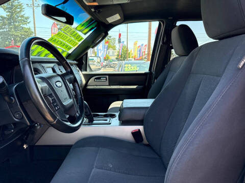 2016 Ford Expedition EL XLT