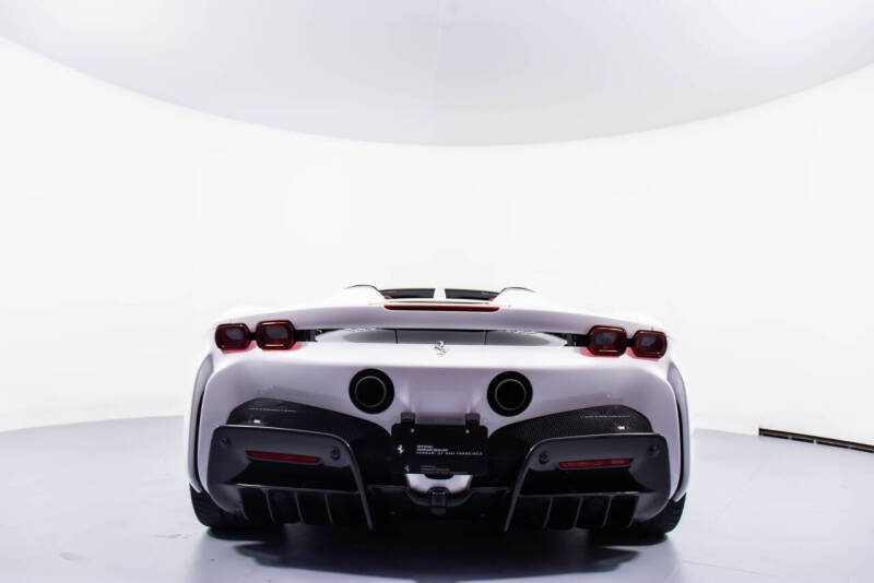 2024 Ferrari SF90 Spider