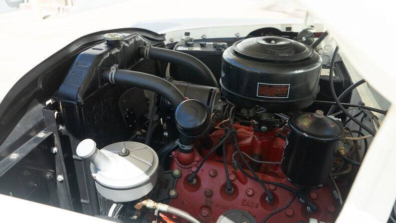1953 Ford Crestline