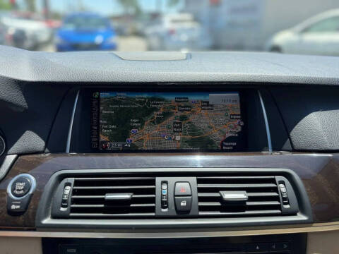 2015 BMW 5 Series 528i