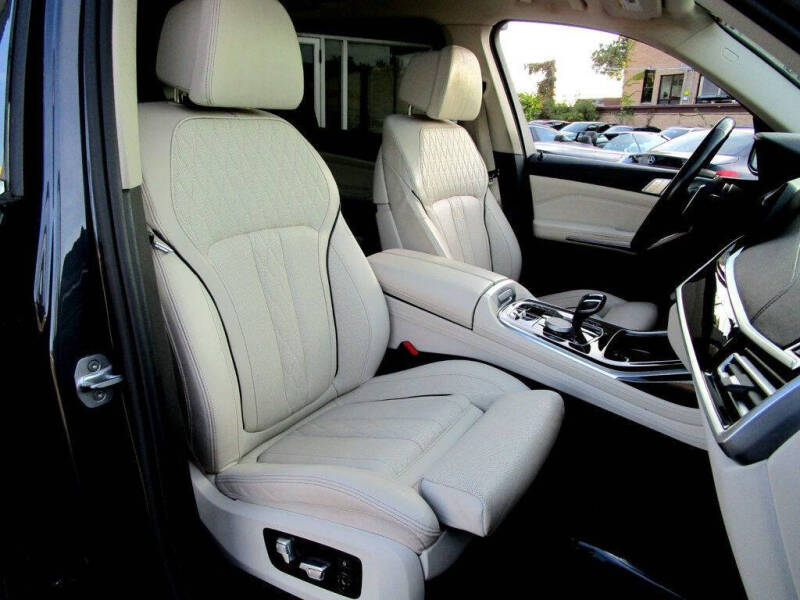 2019 BMW X7 xDrive40i