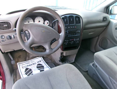 2002 Chrysler Town and Country LX