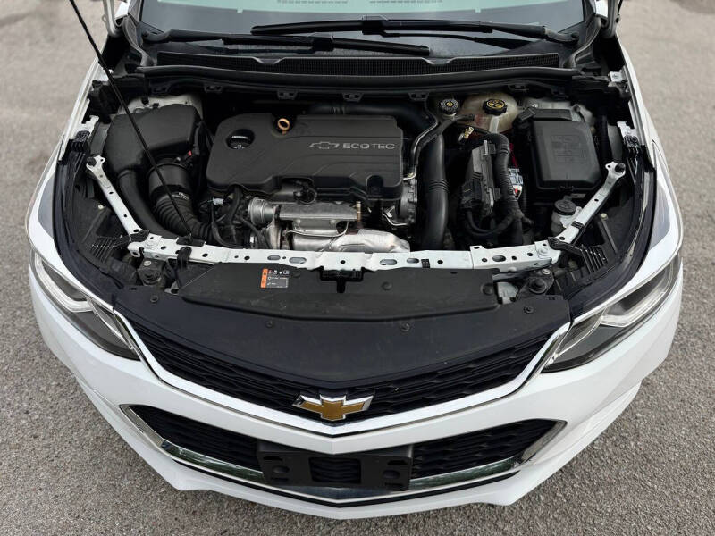 2017 Chevrolet Cruze LT Auto