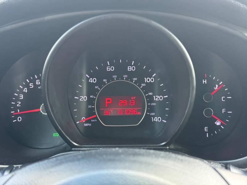 2016 Kia Soul +