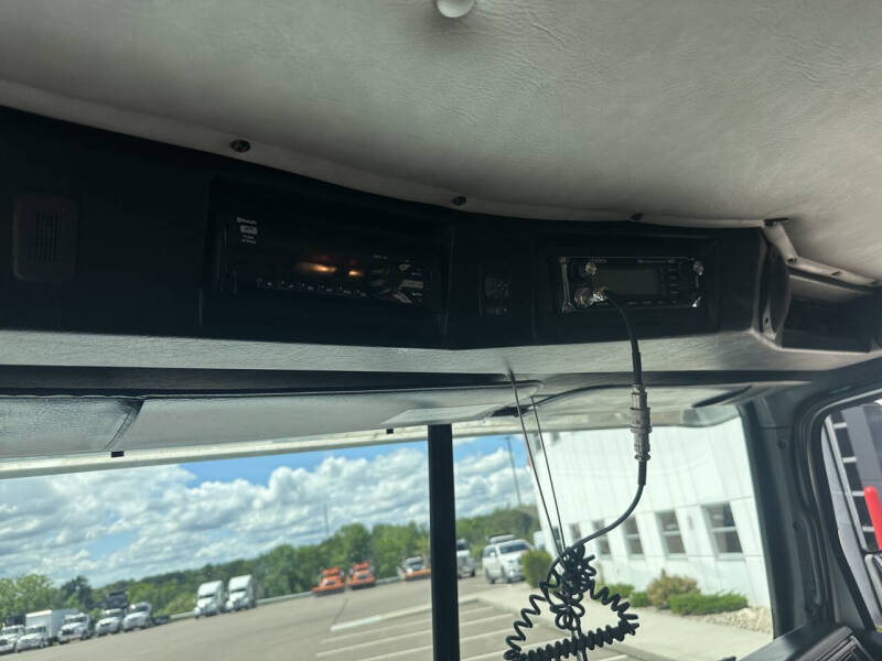 2022 Western Star 4700 SF