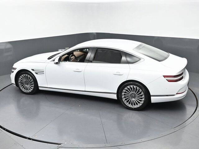 2023 Genesis Electrified G80