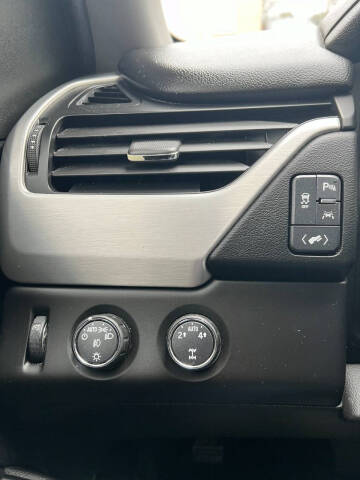 2016 GMC Yukon XL SLT