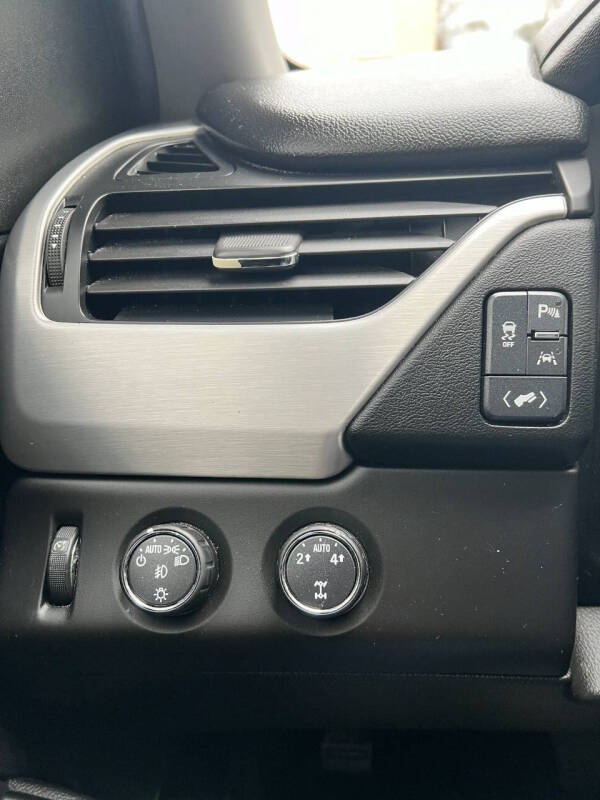 2016 GMC Yukon XL SLT