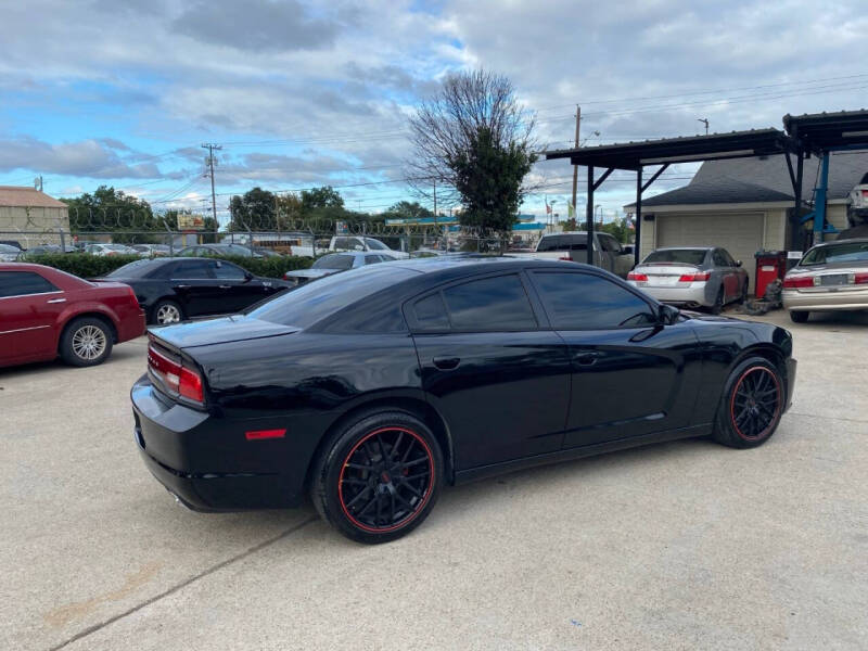 2014 Dodge Charger SE