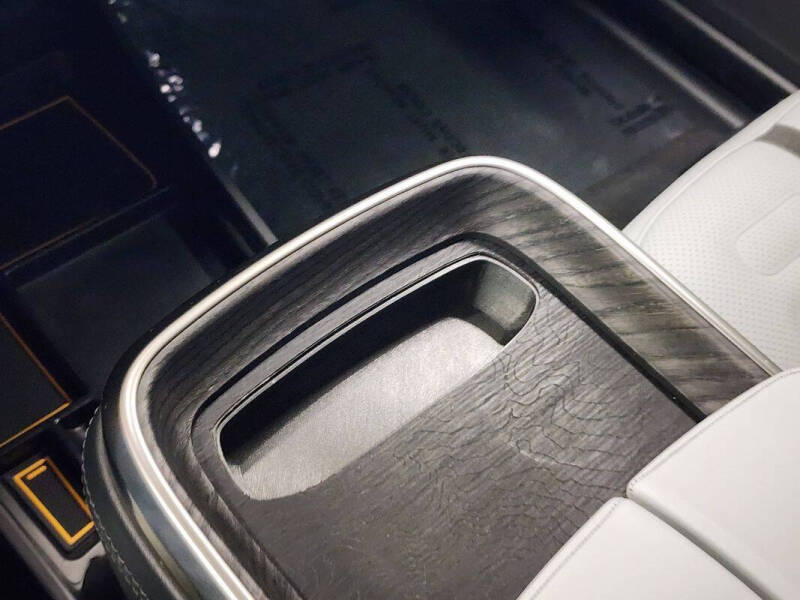 2023 Rivian R1T Adventure