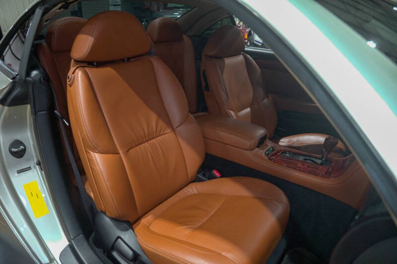 2004 Lexus SC 430