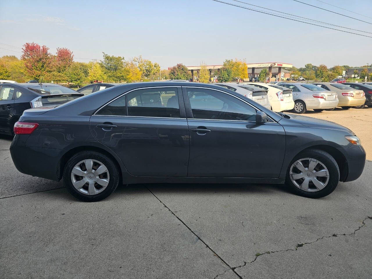 2008 Toyota Camry for sale at Quantum Auto Co in Plainfield, IL