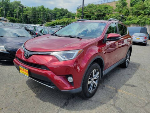 2018 Toyota RAV4 for sale at Arlington Motors DMV Car Store in Woodbridge VA