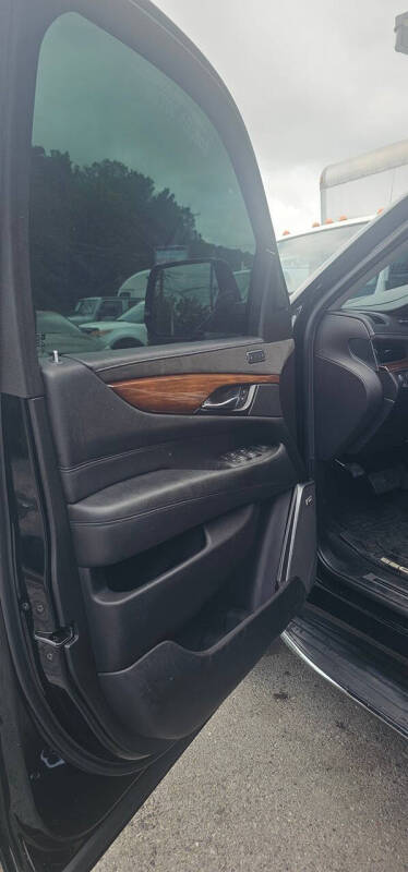2020 Cadillac Escalade Luxury