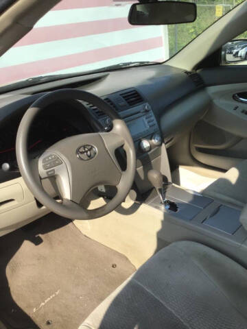 2011 Toyota Camry LE