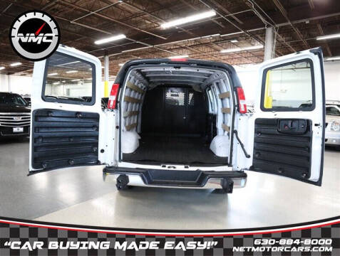 2022 Chevrolet Express 2500