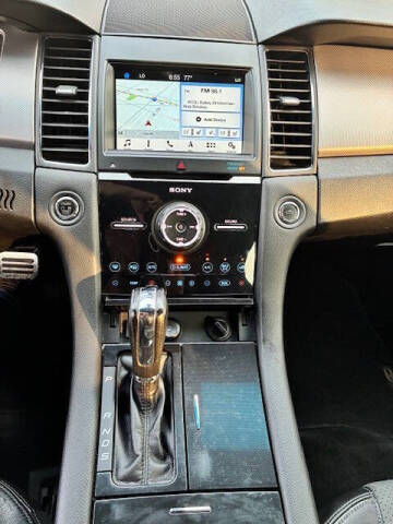 2017 Ford Taurus SHO