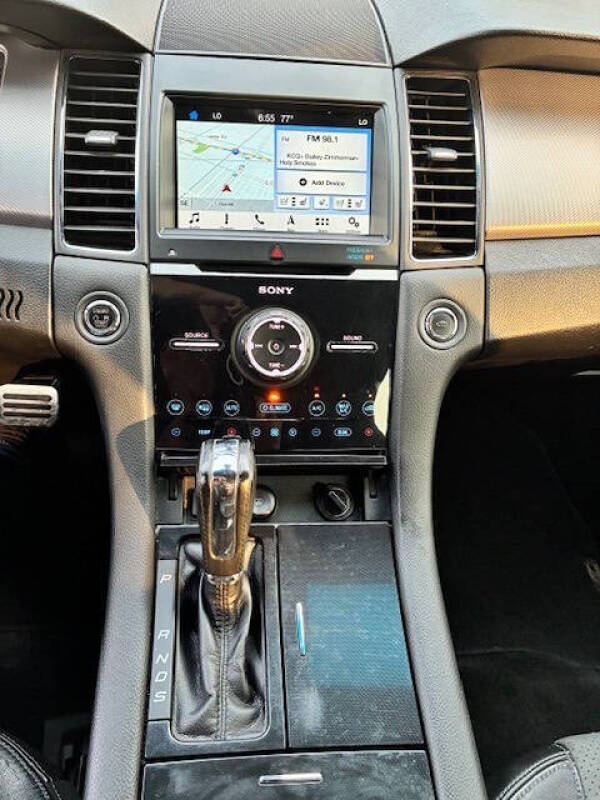 2017 Ford Taurus SHO