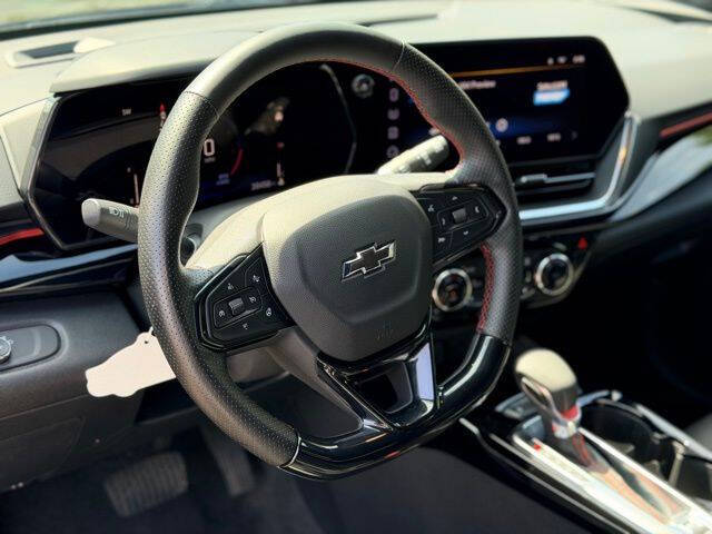 2025 Chevrolet Trax RS