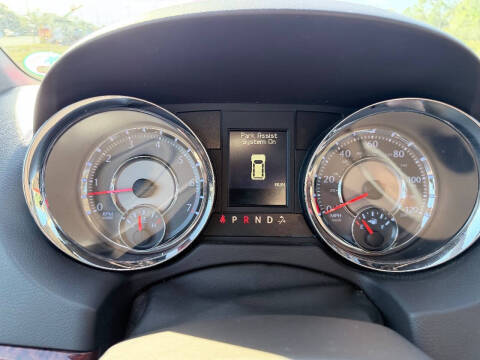 2015 Chrysler Town and Country Touring-L