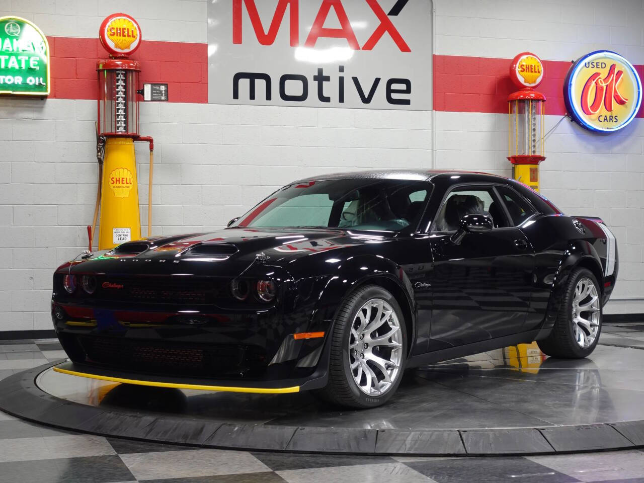 2023 Dodge Challenger 14
